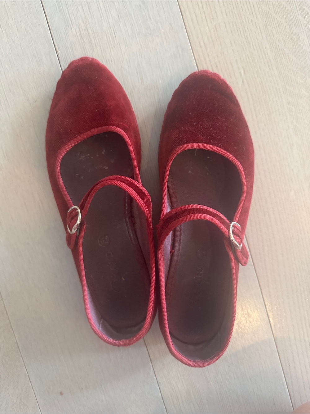Red Velvet flabelus math Janes
